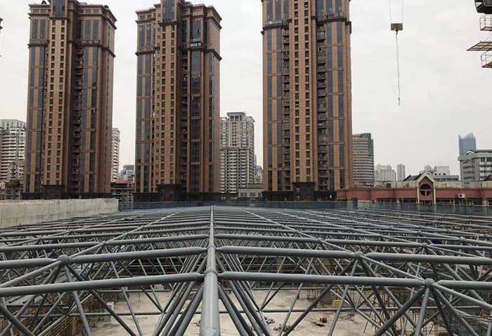 湖北螺栓球网架结构